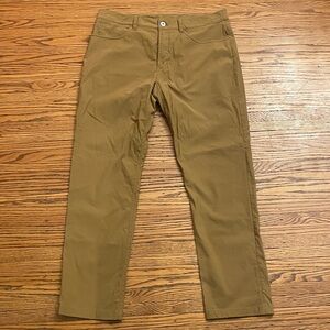 The North Face Men's Khaki Chinos
